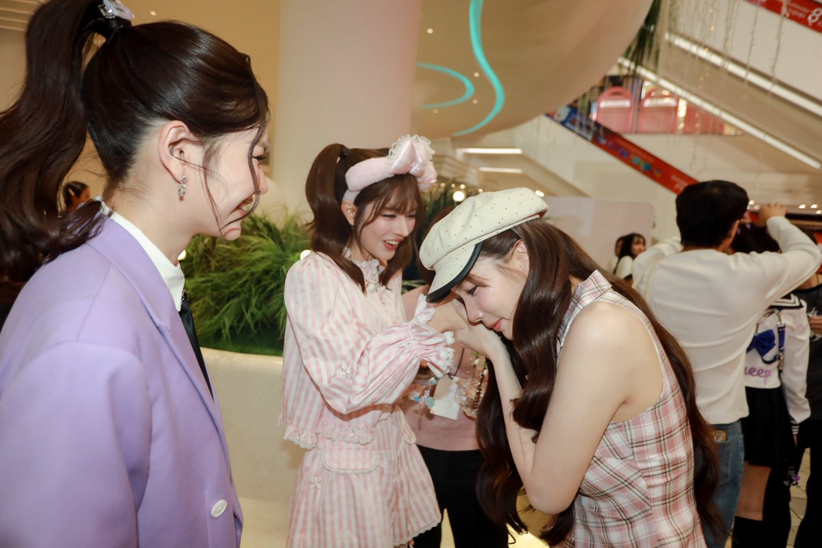 AppleLAPIS's tweet photo. มุกกุเพื่อนรัก https://t.co/MWDZFSyfPI