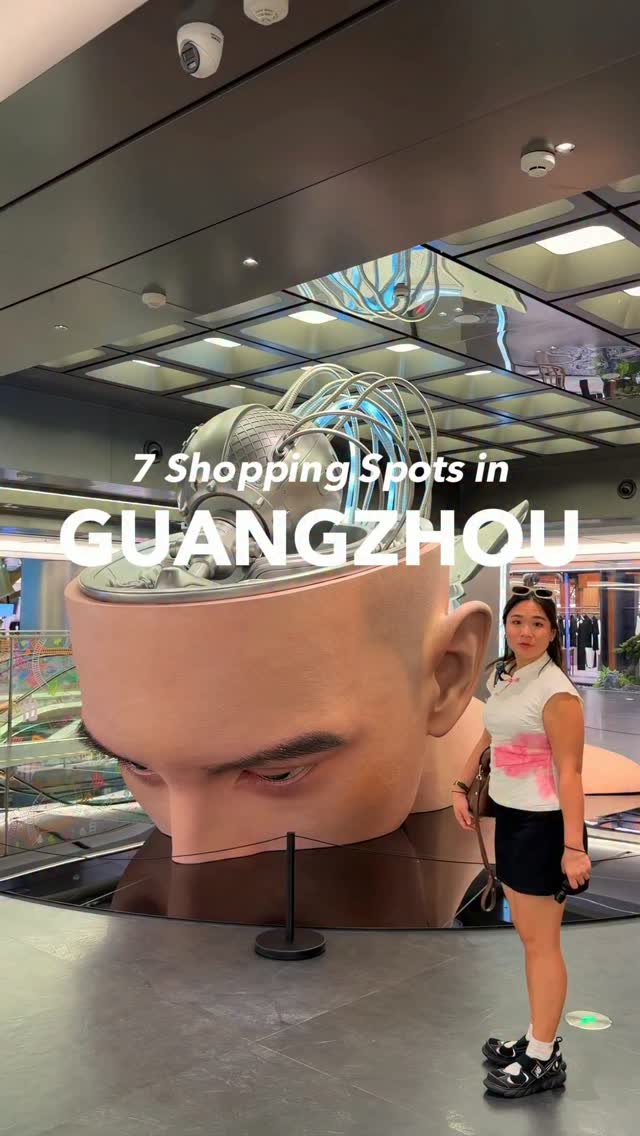 Stephanie6598's tweet photo. Guangzhou is China’s import-export hub and a shopping paradise. Here are 7 great spots for retail therapy. At places like aPM Mall and Shi San Hang, bargaining is essential—start at half the price, then negotiate up. https://t.co/xkgo7hkFLY