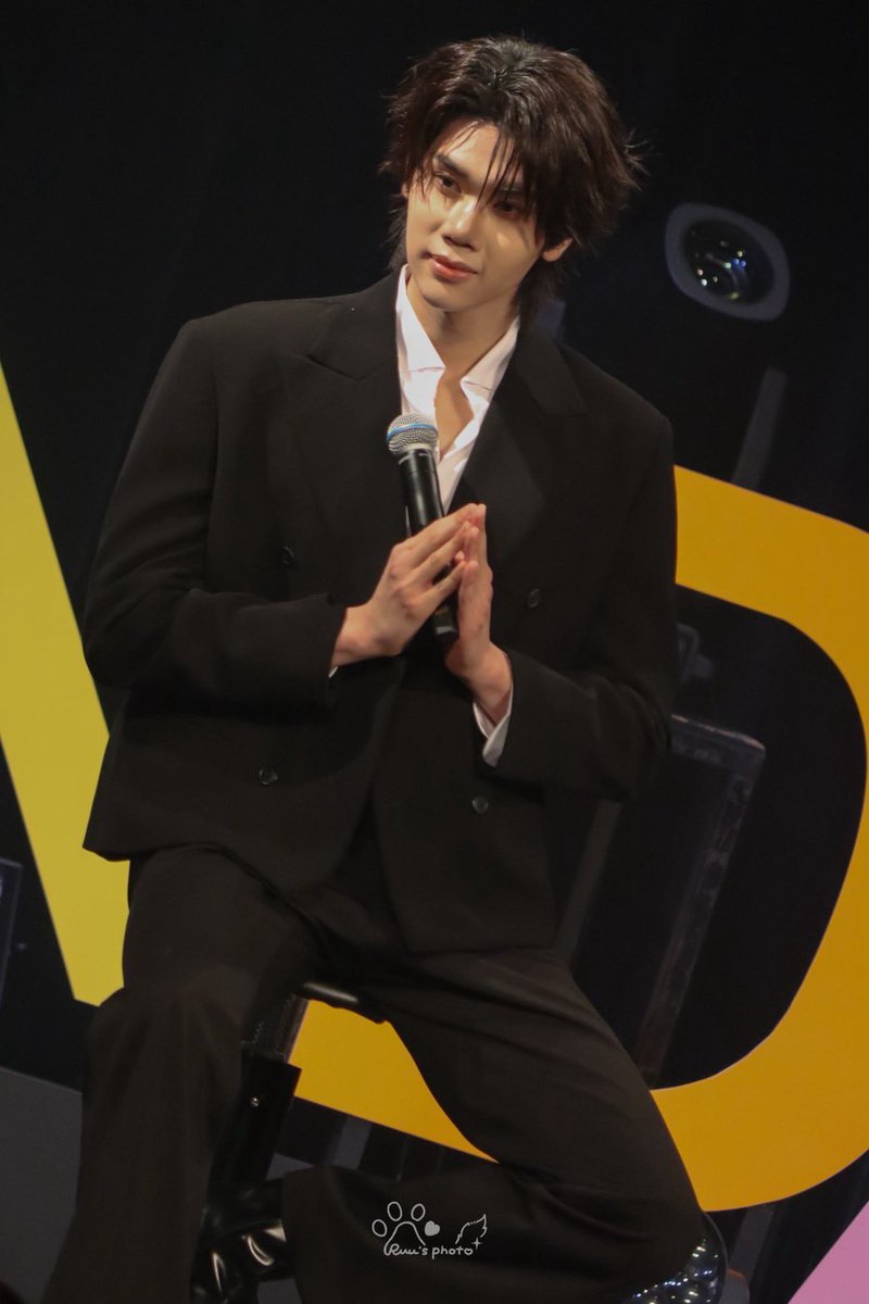 dunknatachai's tweet photo. Thank you everyone for supporting, very happy to celebrate my birthday with all of you guys here. Until next time, see ya 👋🏻 

Love, Dunk.

#JOONGDUNKxFANDAY36INTOKYO https://t.co/O2xNPggYdz