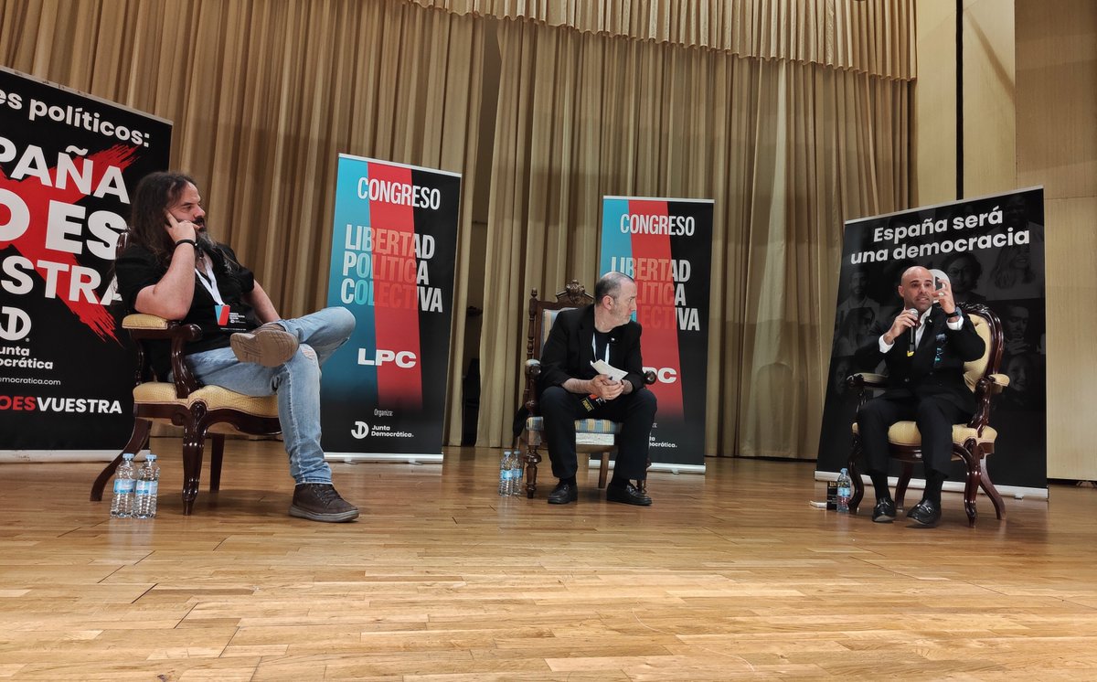 JDemocraticaES's tweet photo. Hoy confrotamos la Libertad Política Colectiva con la insubordinación fundante con Gustavo Pareja, @Javier_Torrox y @armesillaconde 

#congresoLPC https://t.co/iW0EoU6UdS
