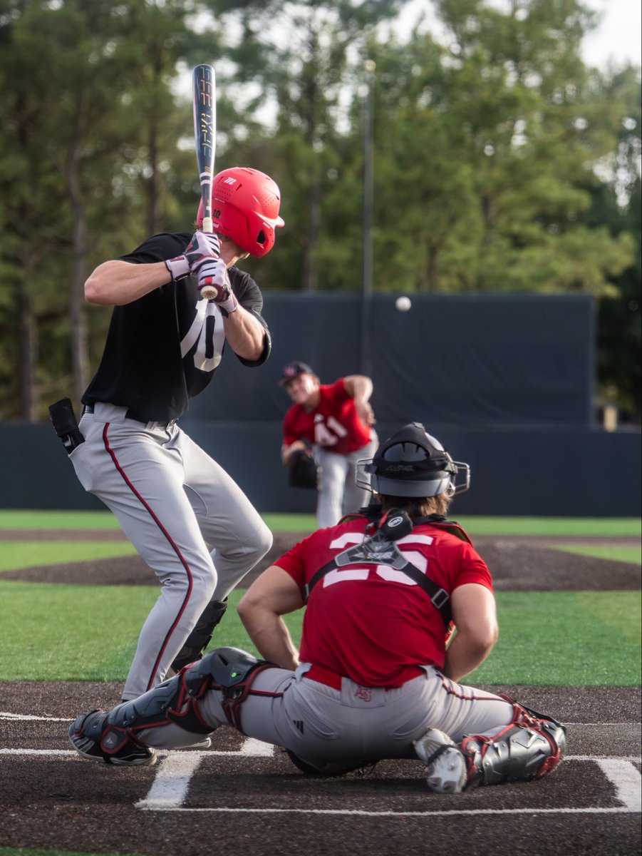 AStateBaseball's tweet photo. Keeping busy ⚾️

#WolvesUp https://t.co/Ano2wBbZGl