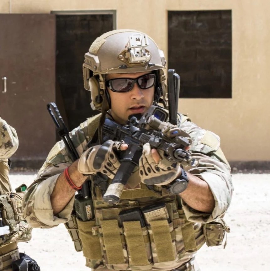 siyahsancakx's tweet photo. 🔴 Dünyanın en güçlü özel kuvvetleri:

1- Navy Seals &amp; Delta Force (ABD)
2- SAS &amp; SBS (İngiltere)
3- Spetsnaz (Rusya)
4- Bordo Bereliler (Türkiye)
5- Shayetet 13 (İsrail) https://t.co/RosyYctESX
