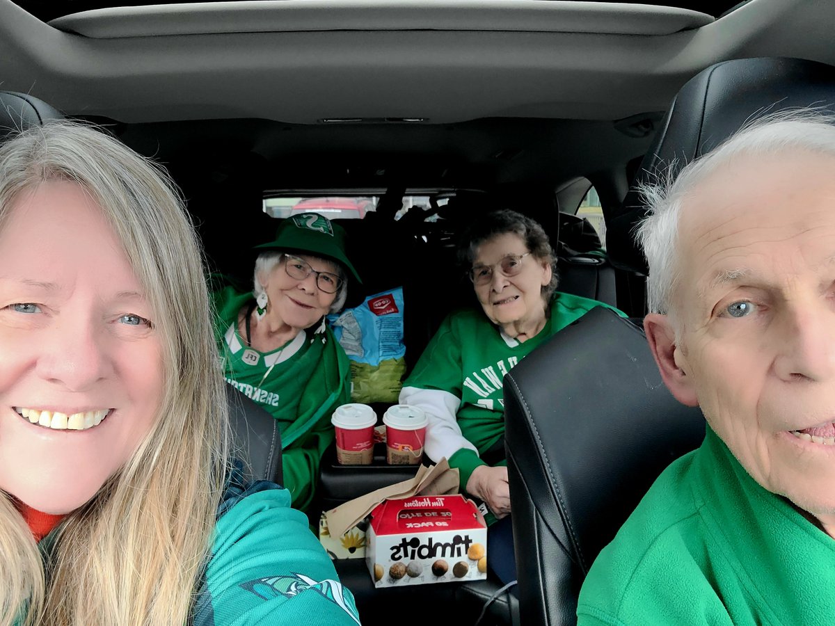 GreyCupBound's tweet photo. OK @sskroughriders we are on our way to the big game tonight! Tame those Stamps and let's get I to the playoffs!#RiderPride #CFL https://t.co/Iw7YIV8x7z