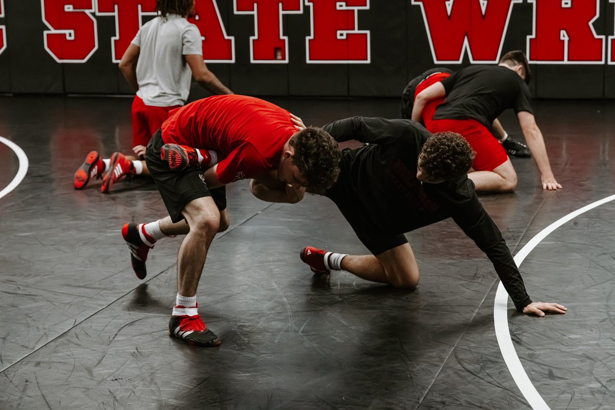 PackWrestle's tweet photo. Building something special, brick by brick 🧱

#PackMentality https://t.co/T4lrUl84ae