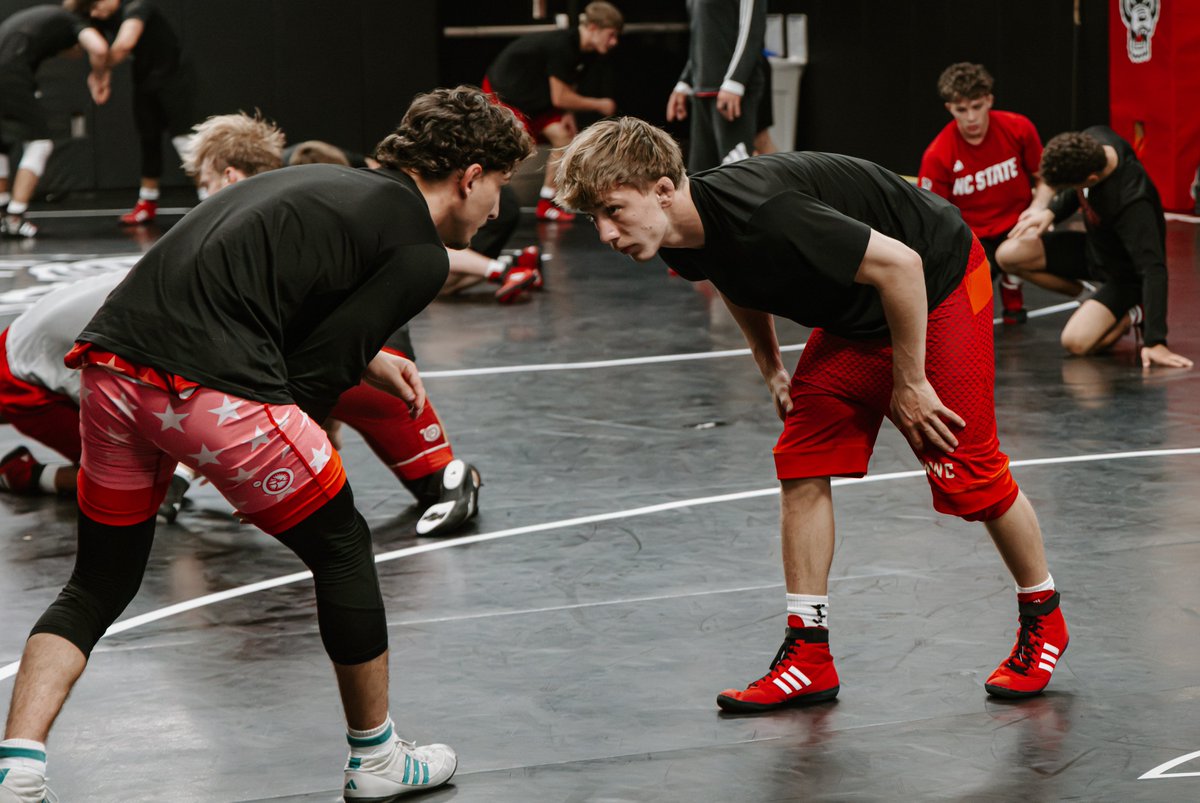 PackWrestle's tweet photo. Building something special, brick by brick 🧱

#PackMentality https://t.co/T4lrUl84ae