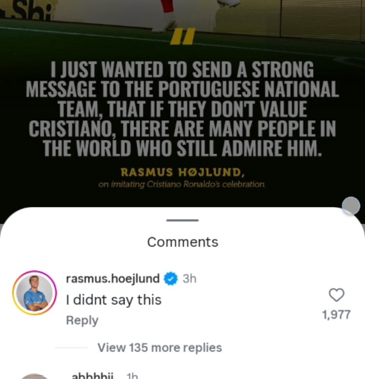 TouchnineX_'s tweet photo. 🚨 JUST IN: Rasmus Hojlund denies supporting Ronaldo on Instagram. ❌😳

Moreover, admits the push incident over Jorge Jesus was a frustration is loss. 🤝 https://t.co/56QDbXy8jO