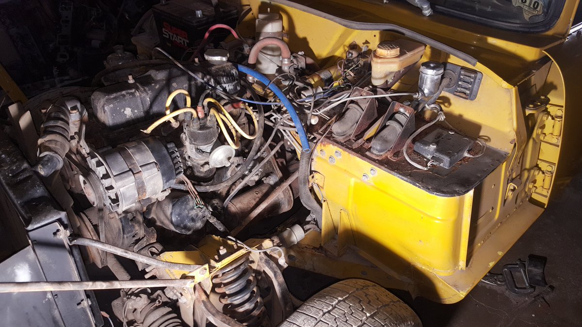 ScootersGarage1's tweet photo. Moving along on #Woody, we got more of the years of  crud off of him. The engine is complete, turns over by hand. deep charging the battery right now &amp; will soon see if we can get him to run!

#projectwoody #spitfire #spitfire1500 #britishcars #sgrperformance #scootersgarage https://t.co/Rb0vEbhJwB
