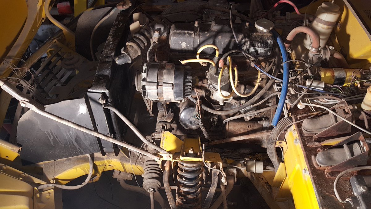 ScootersGarage1's tweet photo. Moving along on #Woody, we got more of the years of  crud off of him. The engine is complete, turns over by hand. deep charging the battery right now &amp; will soon see if we can get him to run!

#projectwoody #spitfire #spitfire1500 #britishcars #sgrperformance #scootersgarage https://t.co/Rb0vEbhJwB