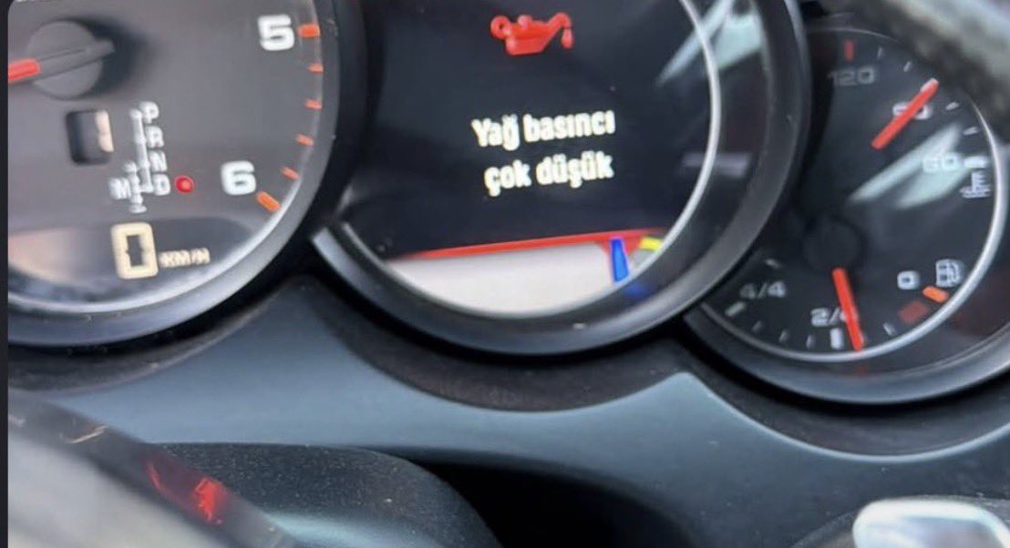 Can0xutys's tweet photo. @almancibeyy Memlekete girerken göstergede beliren uyarı https://t.co/kZkpxgh8hr