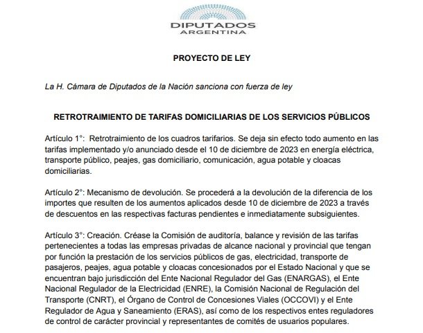 NicolasdelCano's tweet photo. Presentamos un proyecto de ley contra los tarifazos que plantea dejar sin efecto todo aumento en las tarifas de los servicios públicos implementado desde el 10 de diciembre de 2023 hasta que se determine el verdadero costo de dichos servicios y se apliquen tarifas acordes a los ingresos del pueblo trabajador. Para eso proponemos la creación de una Comisión de auditoría, balance y revisión de las tarifas de dichos servicios compuesta por trabajadores, usuarios y profesionales especialistas. 

Desde que asumió el gobierno de Javier Milei, en diciembre de 2023, la liberalización de tarifas a las empresas privatizadas ha implicado aumentos que cuadruplicaron la inflación general. Las empresas privatizadas son grandes ganadoras de este Gobierno, como Edenor y Edesur a quienes además de le condonan deudas millonarias que tienen con el Estado. Necesitamos servicios públicos de calidad y accesibles. Son un derecho, no un negocio.
