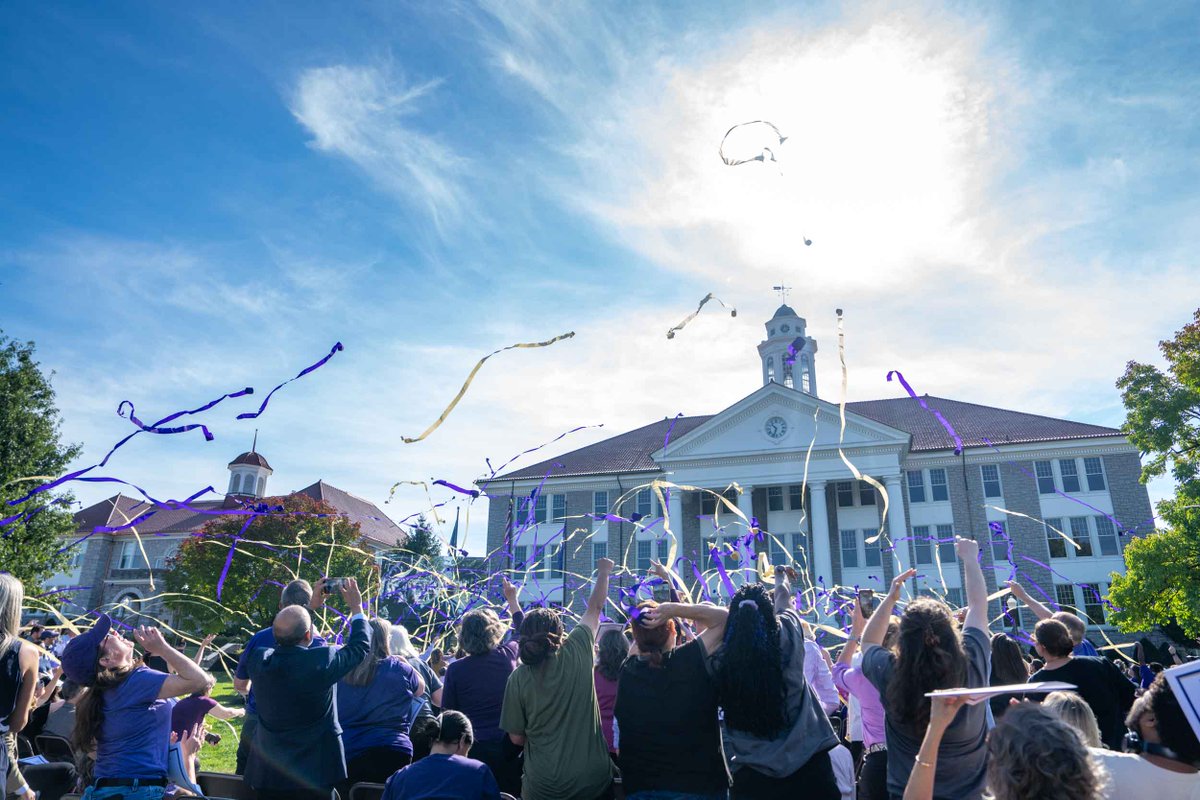 JMU's tweet photo. We couldn’t think of a better way to start the Family Weekend festivities than a streamer toss celebrating The JMU Guarantees. https://t.co/fiGkC4Ngcj