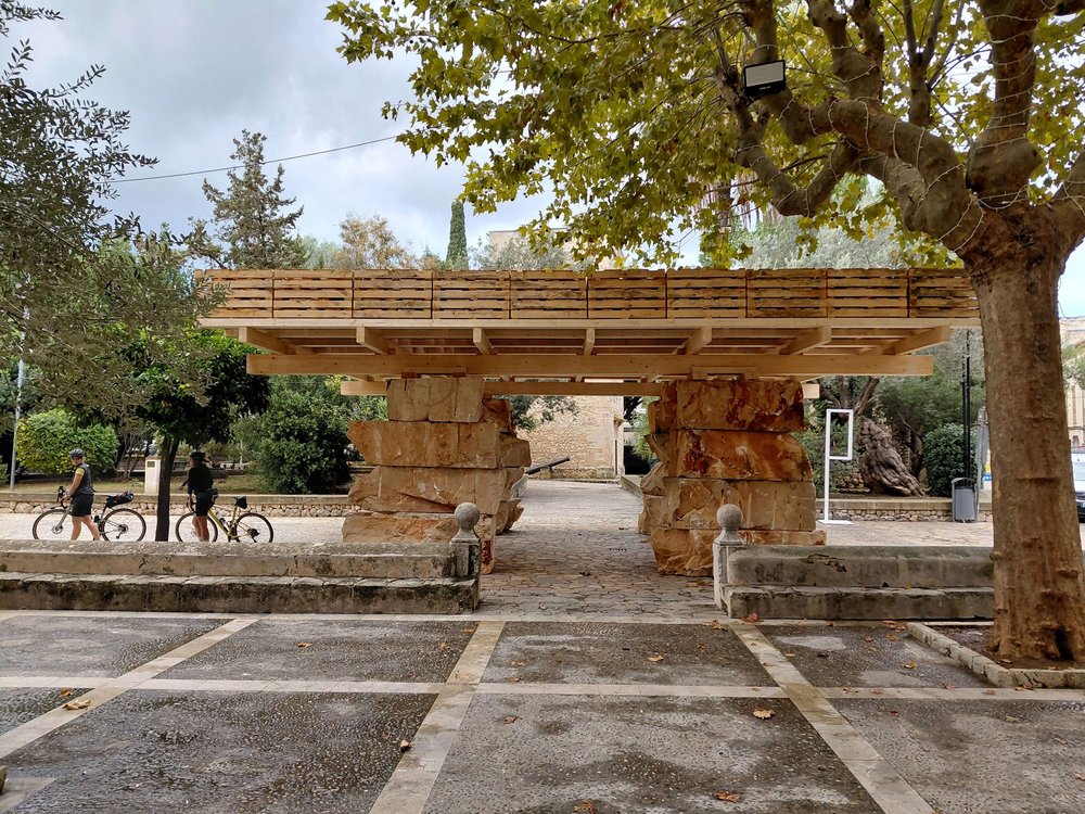 materialdistrct's tweet photo. Local Stone And Recycled Pallets Form Dry-Built Pavilion https://t.co/vBF26icyYu
#MaterialInspiration #Materials #NaturalStone #RecycledPallets #CircularArchitecture #SustainableArchitecture #LocalMaterials #ReclaimedWood #DryConstruction #TemporaryArchitecture https://t.co/yVHGRIUPB0
