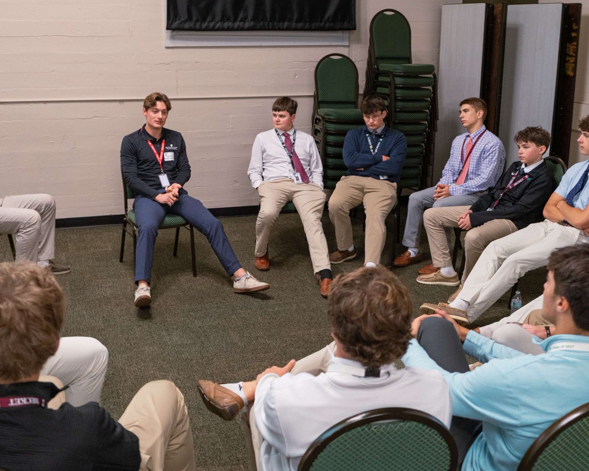 GoRocks's tweet photo. Members of Trinity’s Student Government recently participated in their annual Leadership Conference. House Captains and Representatives collaborated with one another, connected with Trinity alumni, &amp; developed strategies to grow as leaders striving to serve our school community. https://t.co/jLykgBKNsu