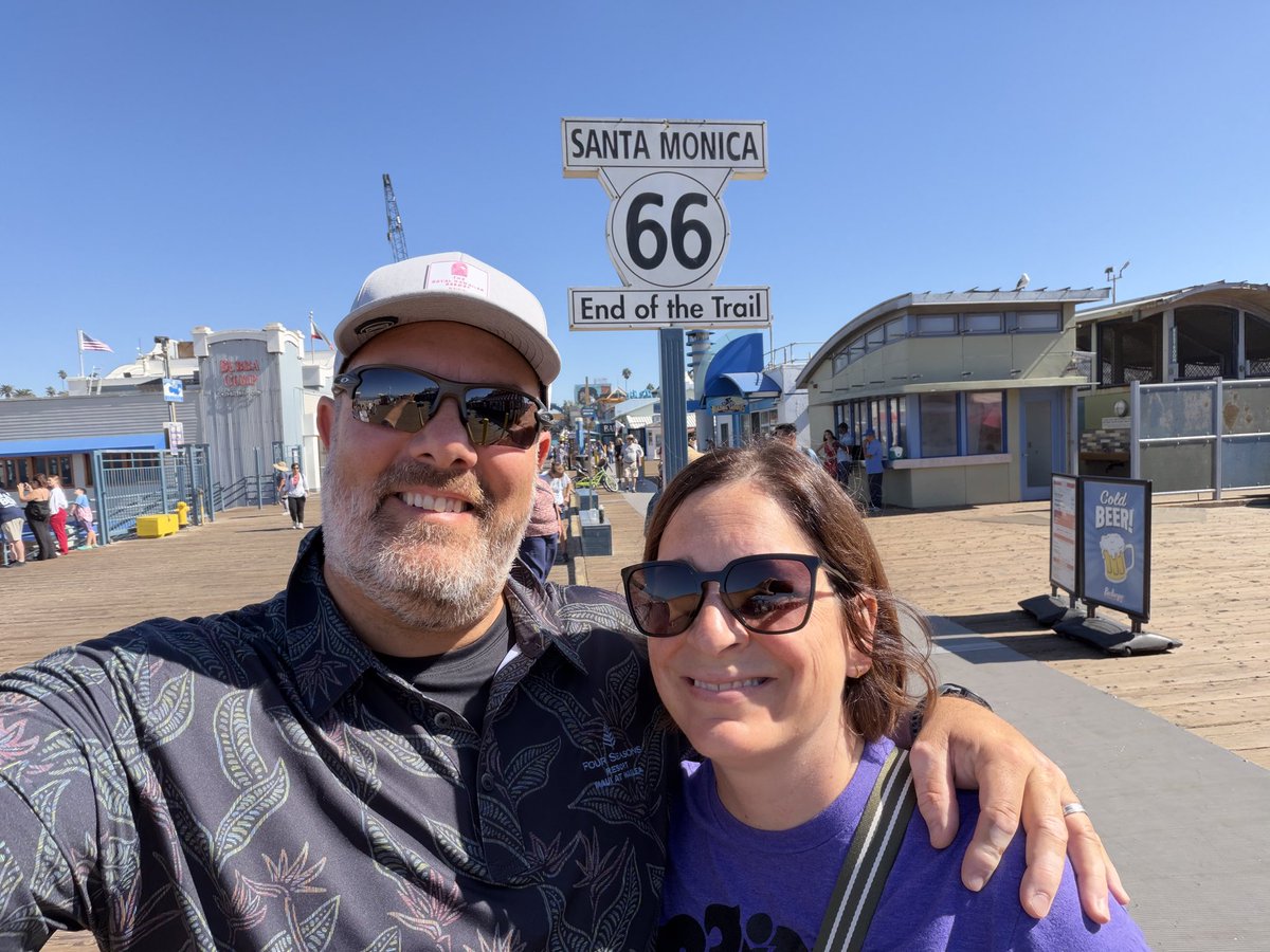 ouspiker's tweet photo. Santa Monica Pier with Nicola https://t.co/HPcrDPLCUO