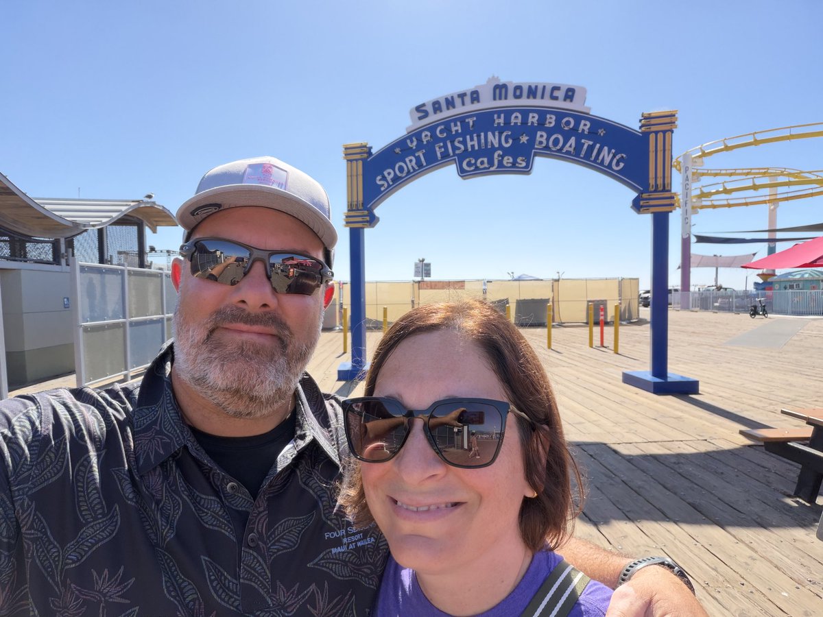ouspiker's tweet photo. Santa Monica Pier with Nicola https://t.co/HPcrDPLCUO