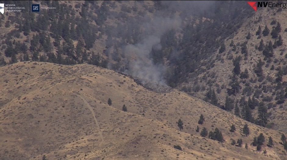 TMFPD's tweet photo. #TMFR crews and @HumboldtToiyabe are responding to new vegetation fire above Verdi just east of Dog Valley. More details to come. Please avoid the area to allow space for crews to work. https://t.co/UxvhaKdcqs