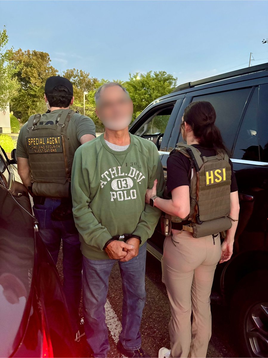 TheJusticeDept's tweet photo. MORE ELECTION CRIME CASES FROM LOUISIANA ⬇️

1: Nicaragua national indicted for allegedly illegally voting in the March and Nov. 2024 elections.

2: Cuban national indicted for allegedly illegally voting in the Nov. 2024 election.

3: Mexican national indicted for allegedly illegally voting in the Nov. 2024 election. 

Election Day is just over a month away. Anyone who illegally votes will be held accountable. @HSI_HQ @EDLAnews