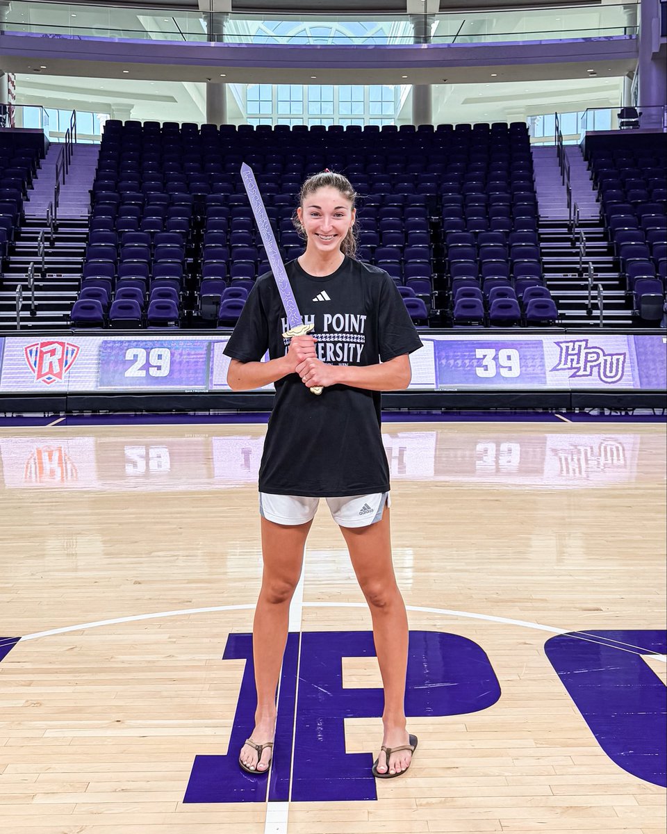 HPUWBB's tweet photo. The Purple Iron Standard ⚔️

Practice Point Winner of the Week goes to Brecken Snotherly 

#GoHPU x #FamilyFunWin https://t.co/xcAfukB2tb