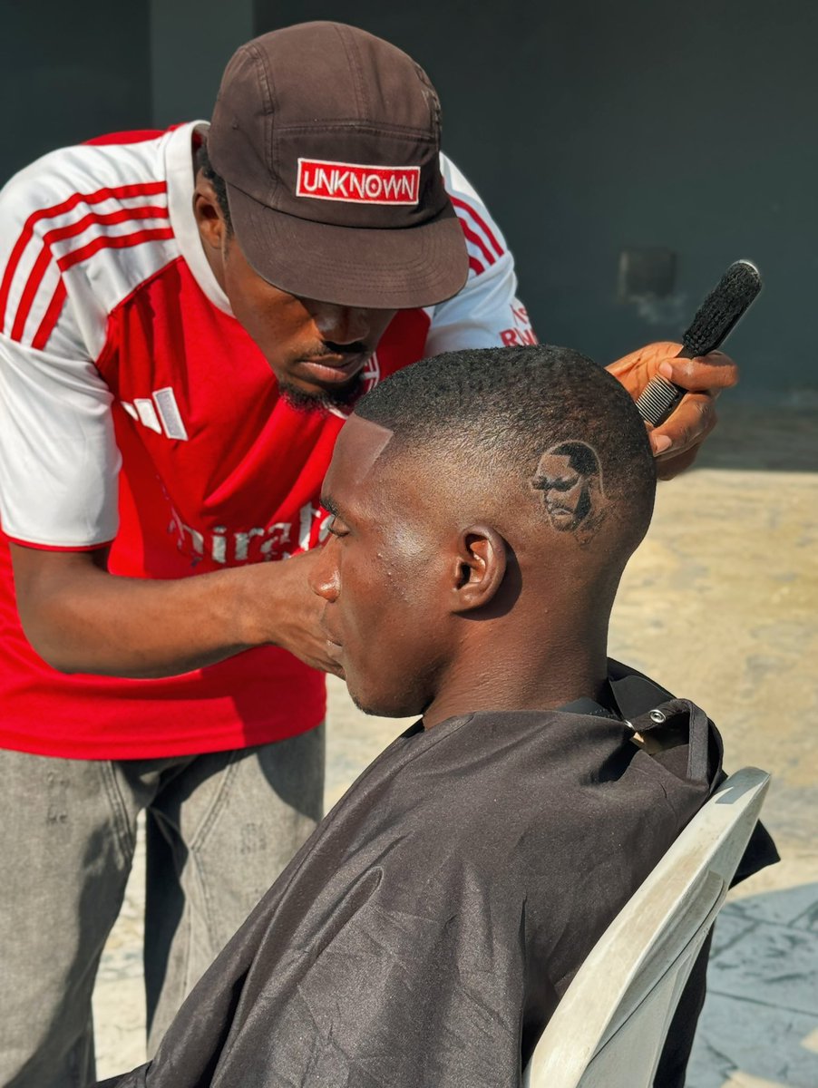 tronicscut's tweet photo. Davido’s Portrait hair design, @davido ❤️💡 https://t.co/1iMSKbDvjU