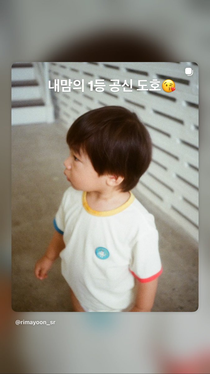 h2ejuk's tweet photo. 애기 안 좋아한다는거 다 거짓말임 https://t.co/ju3egGsAV3