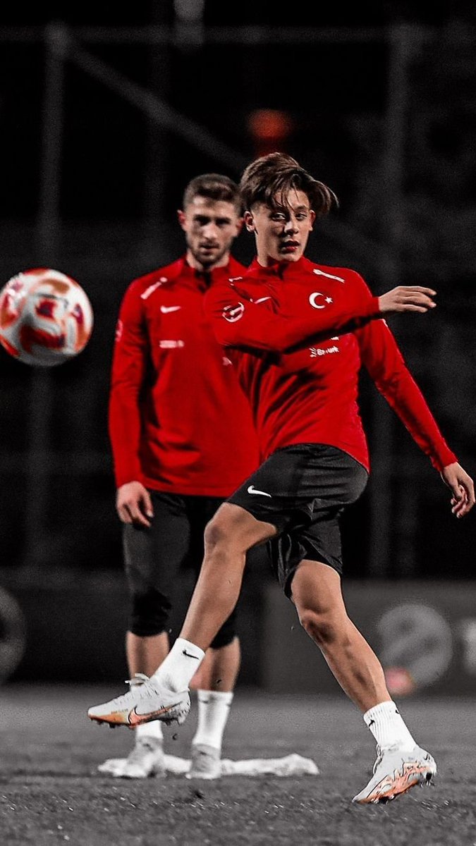 Aloush_y's tweet photo. كل الدعم لـ أردا جولر، العشق  الأول والأخير 🇹🇷❤️

​#ArdaGüler #أردا_جولر #Güler #Türkiye #BizimÇocuklar #RealMadrid #HalaMadrid #ArdaGuler #المنتخب_التركي #جولر https://t.co/ff2LElEjJT