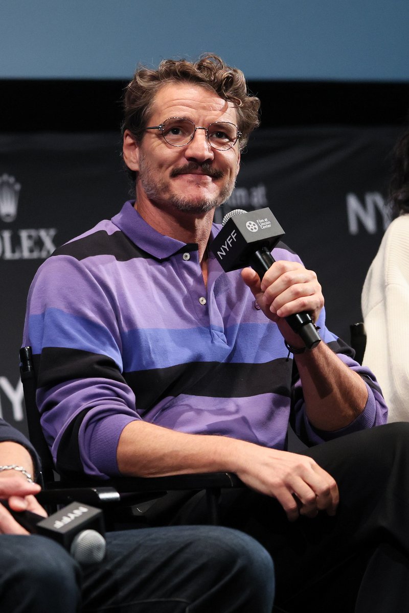 pascalarchive's tweet photo. Pedro Pascal attends the press conference of BEHEMOTH! during the NYFF https://t.co/ZJnGoWvJe7