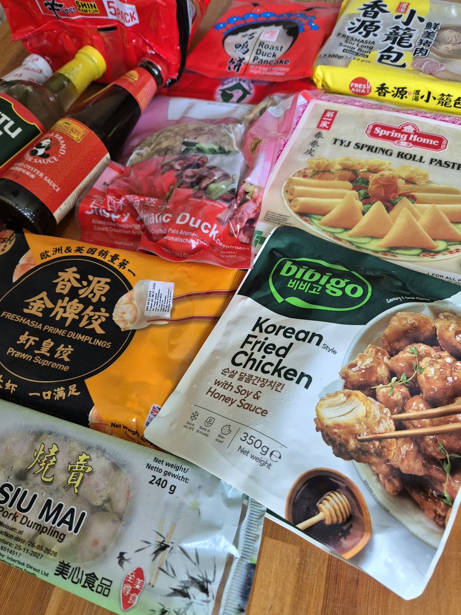 greenheart03's tweet photo. AD 》Food for Foodies •
🌟 Oriental Supermarket haul
📍United Kingdom 🇬🇧
#dimsum #dumplings #noodles #sauces #viral #collab #influencer #supermarket #onlineshop #grocery #snacks #dessert #asianfood #delivery #supportlocal #healthy #fyp #england #uk #competition #giveaway #expat https://t.co/mEUgu0wiY4