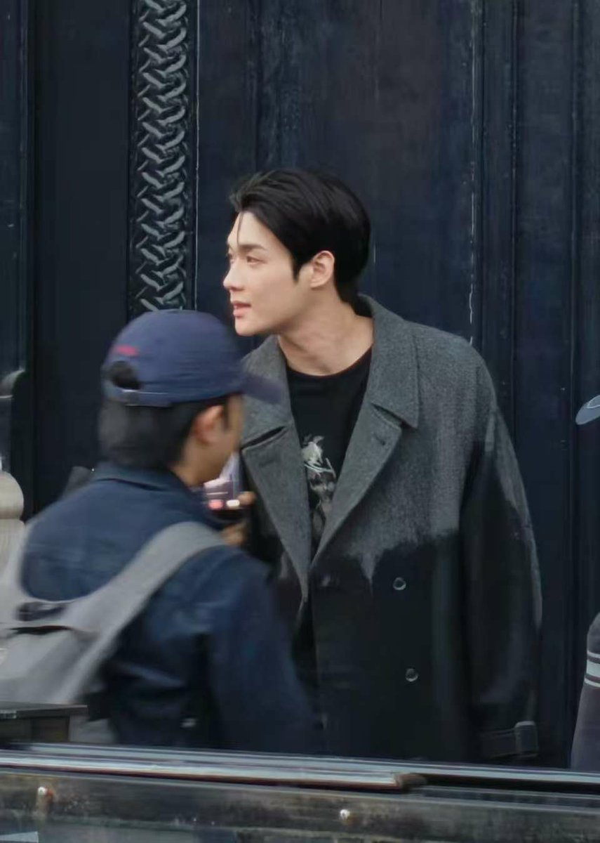 buzheng302's tweet photo. Paris Fashion Week through the lens of Kim Yoonsik.(◦˙▽˙◦)

KIMYOONSIK YOHJIYAMAMOTO SS27

#YohjiYamamotoxKIMYOONSIK
#YOONSIKPFWSS27 https://t.co/6AolBg78IC