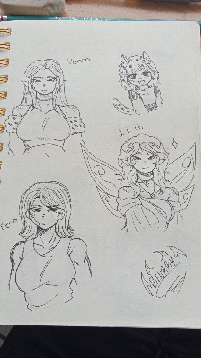 77Genrry's tweet photo. Bocetos personajes https://t.co/LPzaEjlQXi