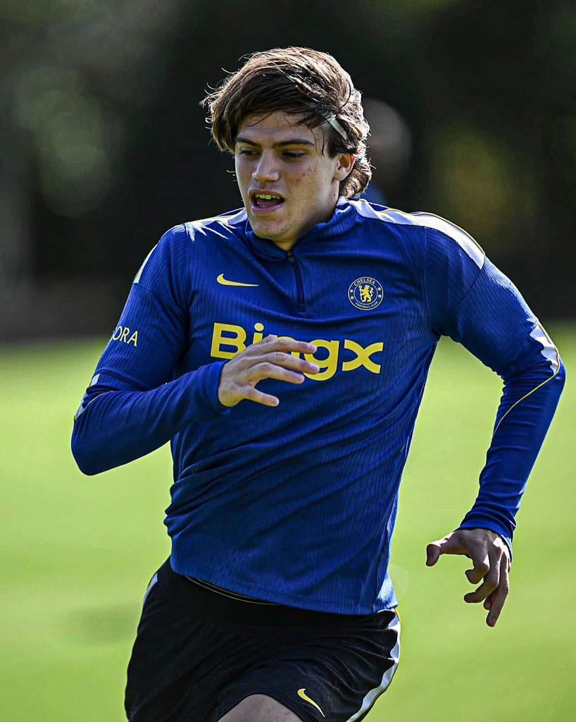 Asquare_CFC's tweet photo. 🚨🤩So good to see Marco Palestra back in full training, looking like he will be getting his first Chelsea start soon. 💪 https://t.co/BrSqyBIIyP