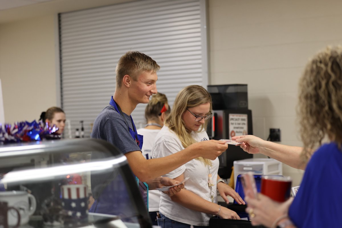 MidwayISD's tweet photo. Love this! Midway High School's on-campus coffee shop, Red, White &amp; Brew, is giving special education and hospitality students real-world experience—taking orders, handling money, and serving with pride. Inclusive education done right.
 
Watch Full Story: https://t.co/Mk4oCOqAkp https://t.co/DZ0vvKDx9K