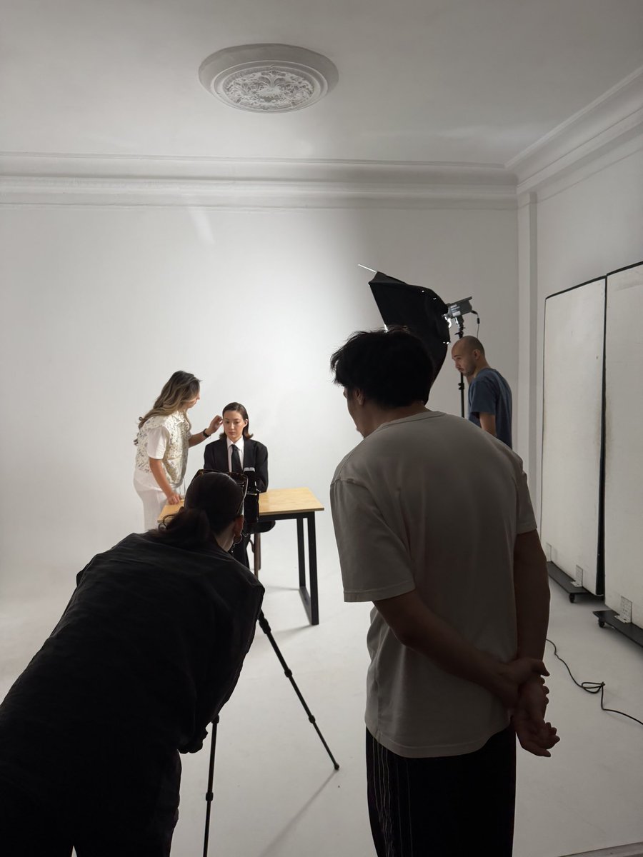 lobbycash's tweet photo. We wish it was.

- Hairstylist

- Makeup Artist

- Videographer

- Creative Director

- Model

- Founder

and the production budget says otherwise. https://t.co/ZrhyM8mydX