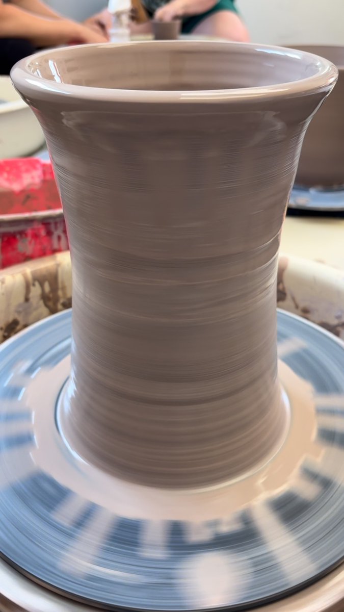solgunxx's tweet photo. During my recent “funemployment, ” I rediscovered pottery. It’s brought me creativity, calm, and solace during a stressful time. I’m grateful to work at Artscape Atelier and share my love of clay through teaching. https://t.co/dAtD4MLQ6r