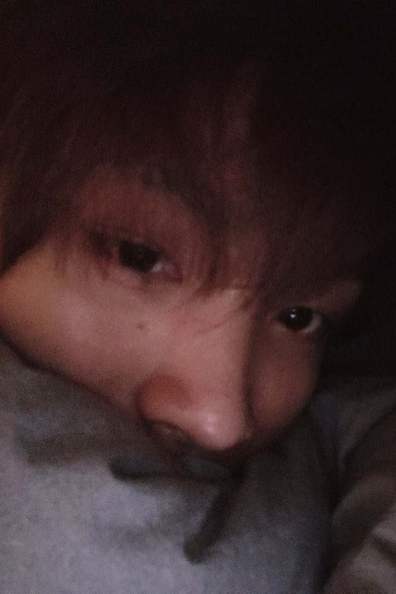 onziguin's tweet photo. 꼬순 https://t.co/QeKQl0xakE