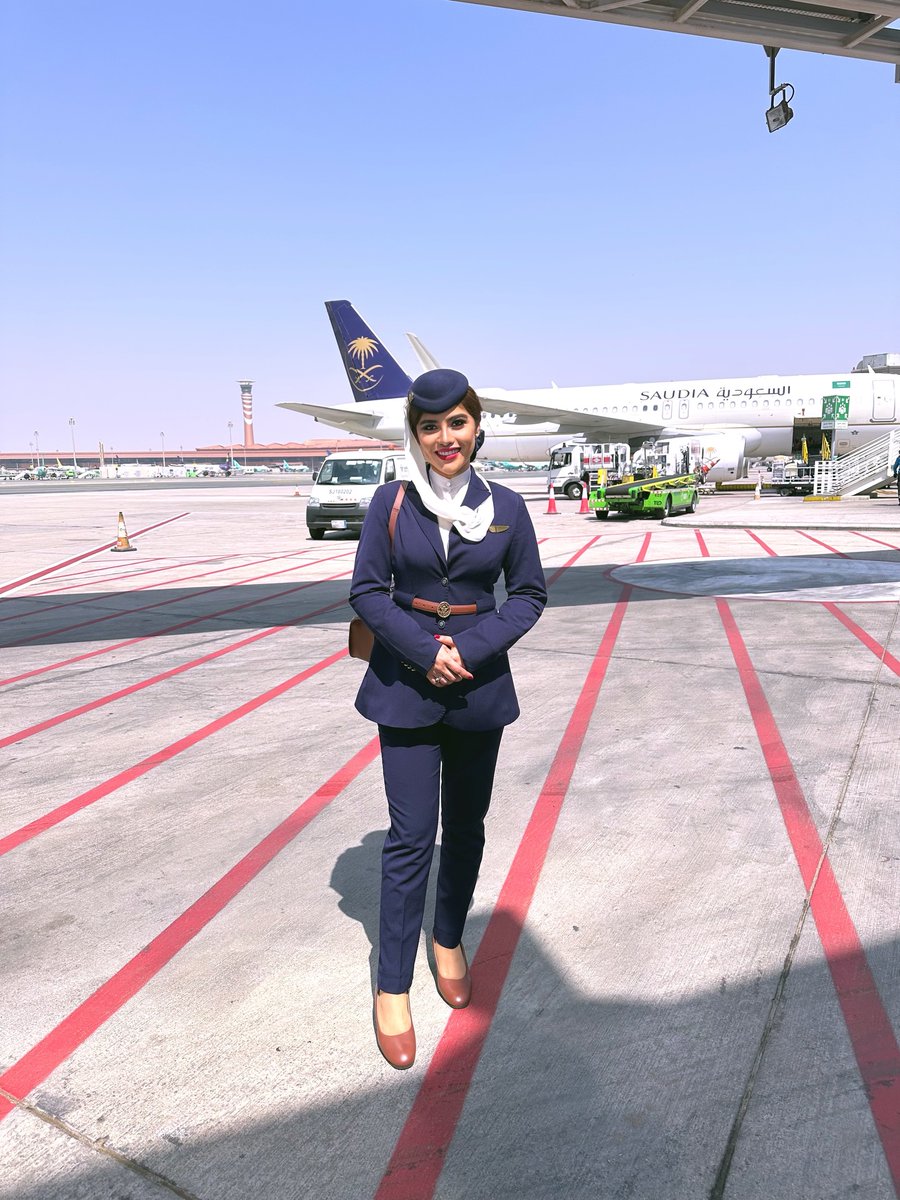 alonkew's tweet photo. People see the uniform and destinations, not the early alarms, missed holidays, exhaustion, or homesickness. Flight attendants choose safety, calm, and professionalism every day. Success behind the scenes is commitment, sacrifice, and persistence. https://t.co/Jf58yeFZIw