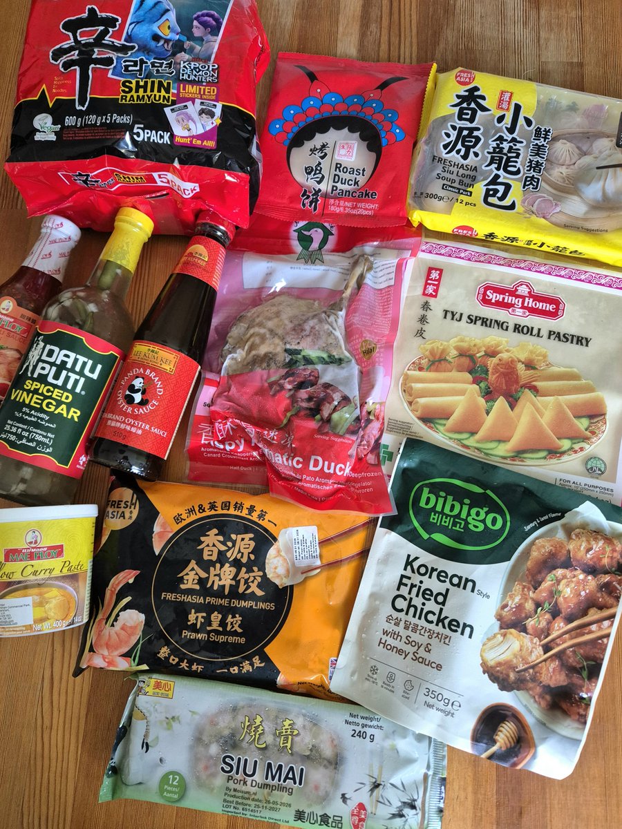 greenheart03's tweet photo. AD 》Food for Foodies •
🌟 Oriental Supermarket haul
📍United Kingdom 🇬🇧
#dimsum #dumplings #noodles #sauces #viral #collab #influencer #supermarket #onlineshop #grocery #snacks #dessert #asianfood #delivery #supportlocal #healthy #fyp #england #uk #competition #giveaway #expat https://t.co/mEUgu0wiY4