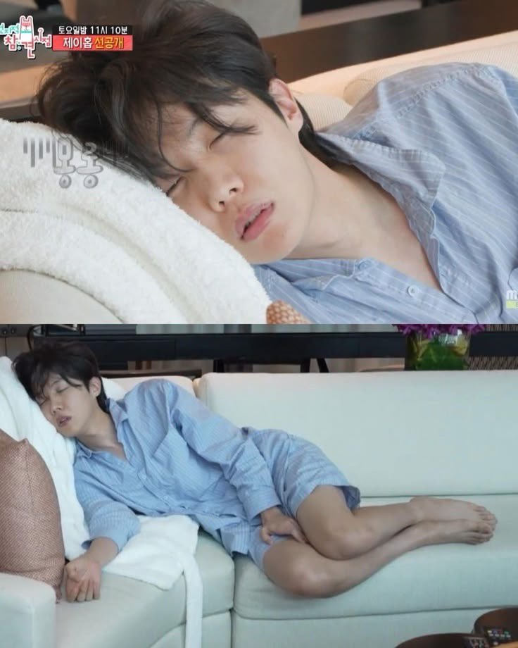 hvseokis's tweet photo. sleepy little doe https://t.co/7xiYxfK25X