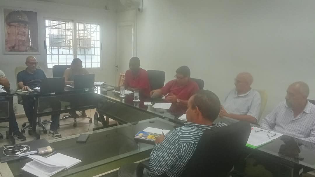 EPP_Cuba's tweet photo. Reunión @EPP_Cuba  para la implementación de las 176 transformaciones económicas y sociales con la UEB Pinar de Río.
 Se habló del Código de trabajo, restructuración de la plantilla  trabajadores, plan de producción 2027, matriz energética, entre otros.
#EPPEnTransformacion https://t.co/jRyWCbJzPB