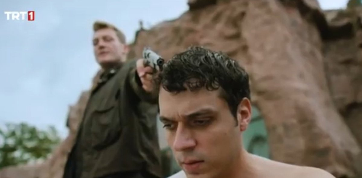 huyde12's tweet photo. Erdem Şanlı ve Ali Önsöz, yıllar sonra aynı sahneyi paylaştı 💥
İkili daha önce "Ateş Kuşları ve Kurulu Osman" dizilerinde birlikte rol almıştı...

#TaşacakBuDeniz https://t.co/vKKUOPIBdE