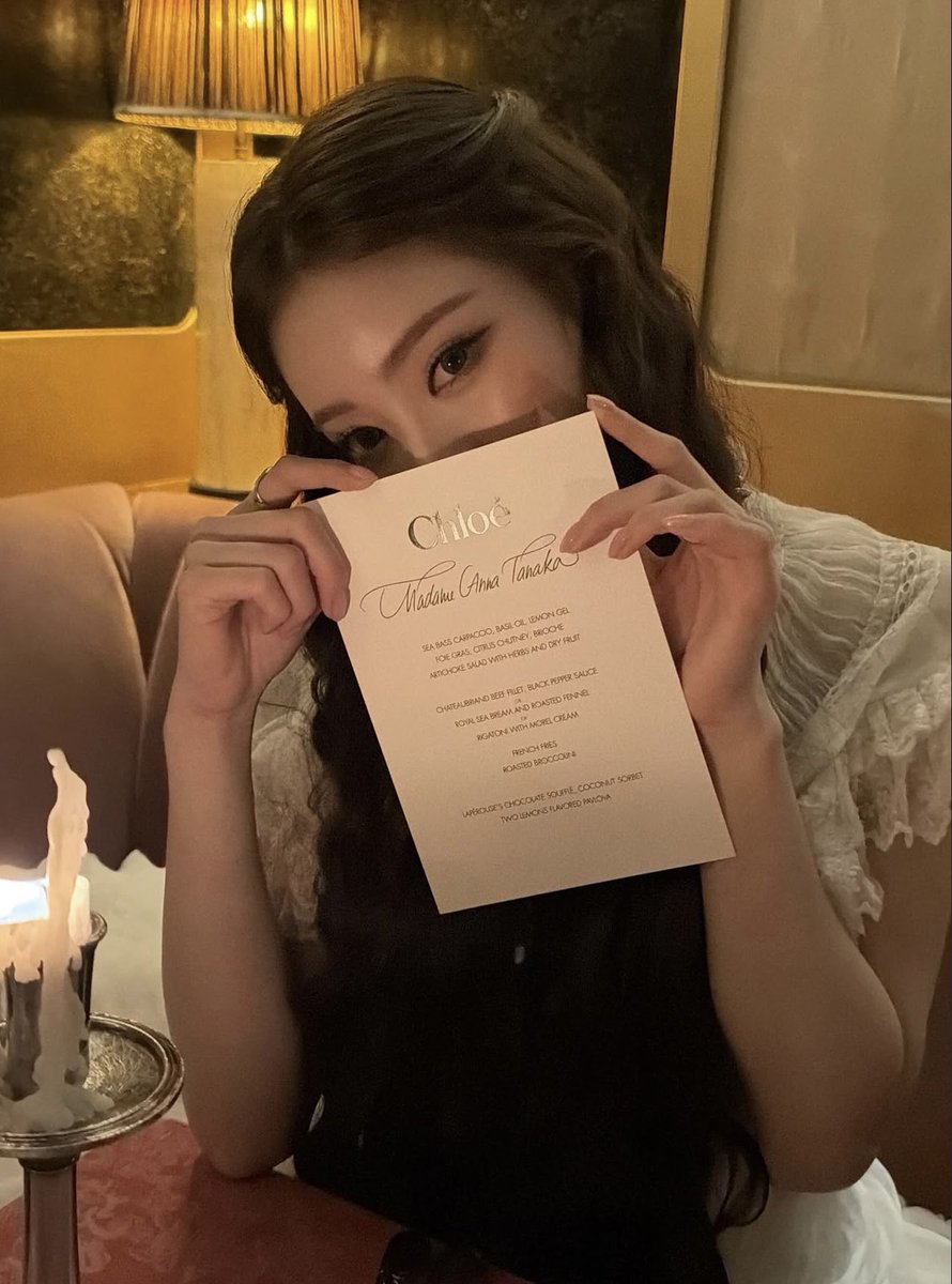 tanakadoll's tweet photo. oh her aesthetics.. i’m in love ★ https://t.co/ABx6iBlQt7