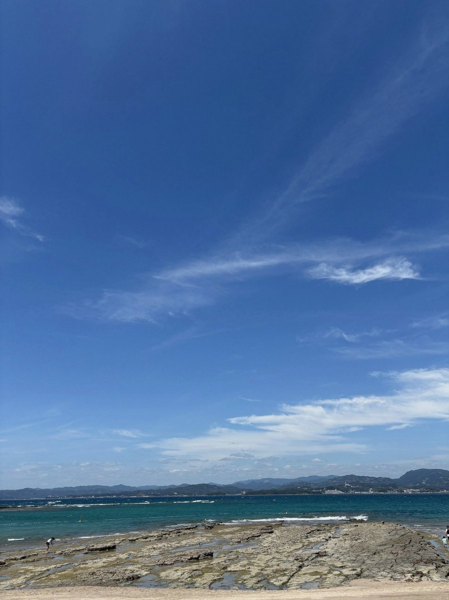 2AComeTakeIt's tweet photo. 昨日昼から終電まで飲んでたからバカ気持ち悪い https://t.co/zUmZwoN6pl