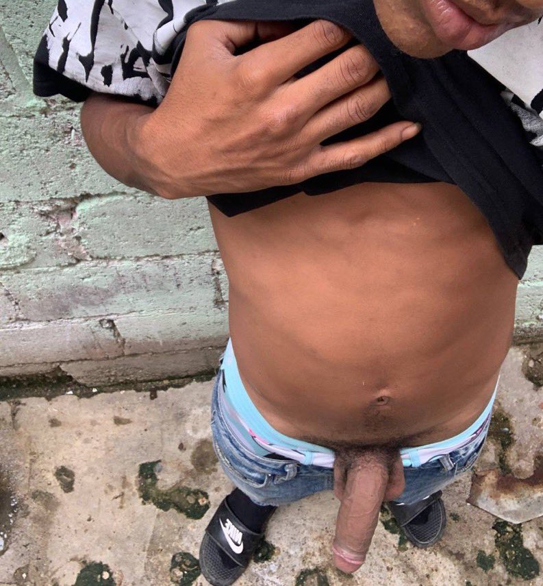 DarielHot's tweet photo. Vídeo llamada a 500 peso ahora mismo tengo este Guevo prendido 😋😈💕💕💕🔥 https://t.co/f8muqBoTpr