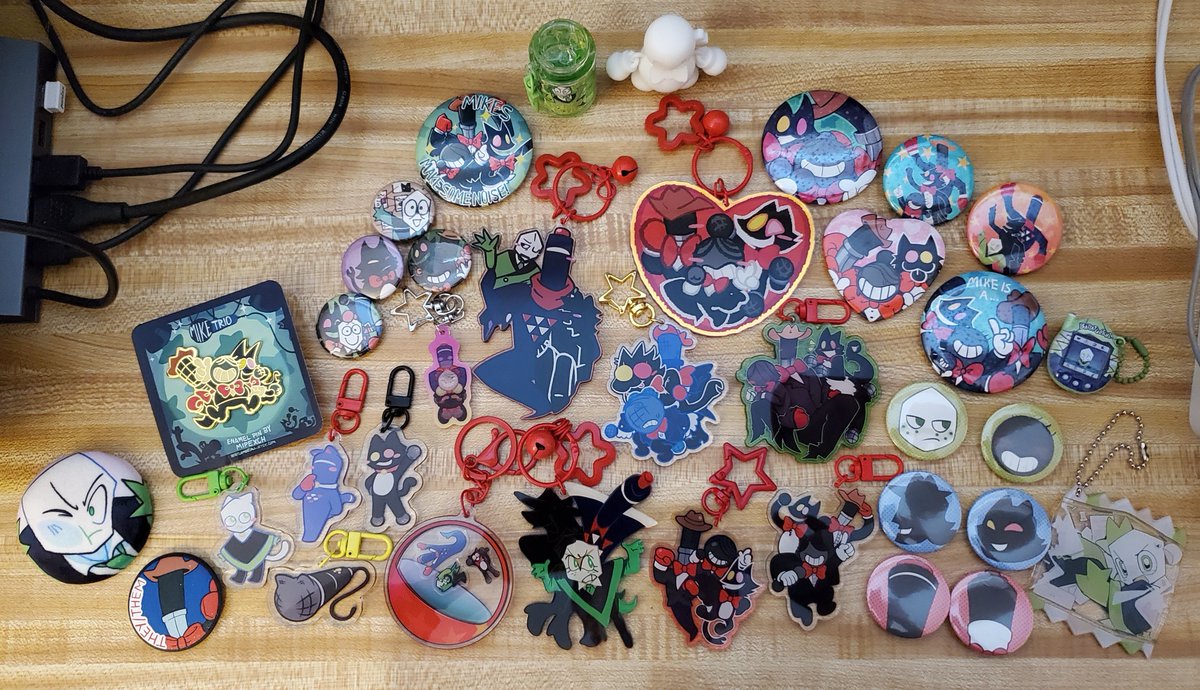teneberry's tweet photo. it's been a while since i posted my mike collection 💖

1: mike shrine, 2: plushies, 3: everything else i don't have room for (i need an ita bag...) https://t.co/bjSGAFtKZc