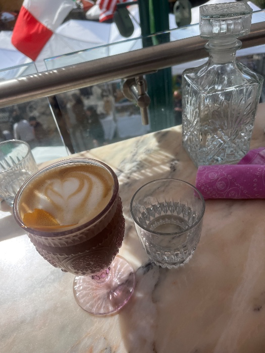 faeanfatale's tweet photo. Fuuuuck Anonymous just sent Me Coffee on Throne. So hot... But I'm not satisfied. Go buy MORE MORE MORE
https://t.co/9Q55bRIFWm https://t.co/VcjjJc5D1c