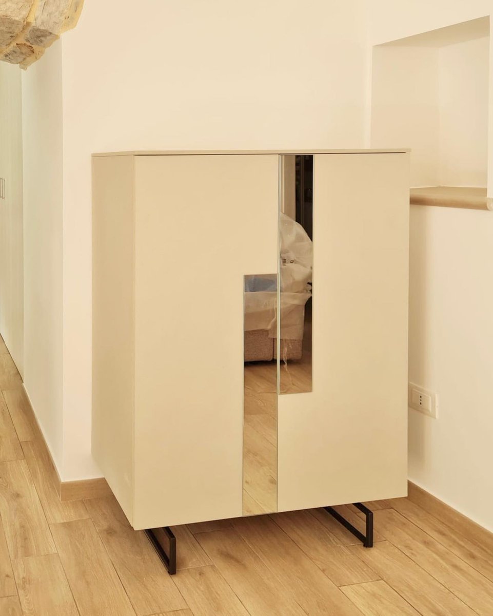 Ashleigh220's tweet photo. Starting the week in love with this set we delivered! Two pieces that combine simplicity and elegance. Despite their different shapes, did you know they are both sideboards? CASA DE PICO ARREDAMENTI https://t.co/mM0srG3EOn