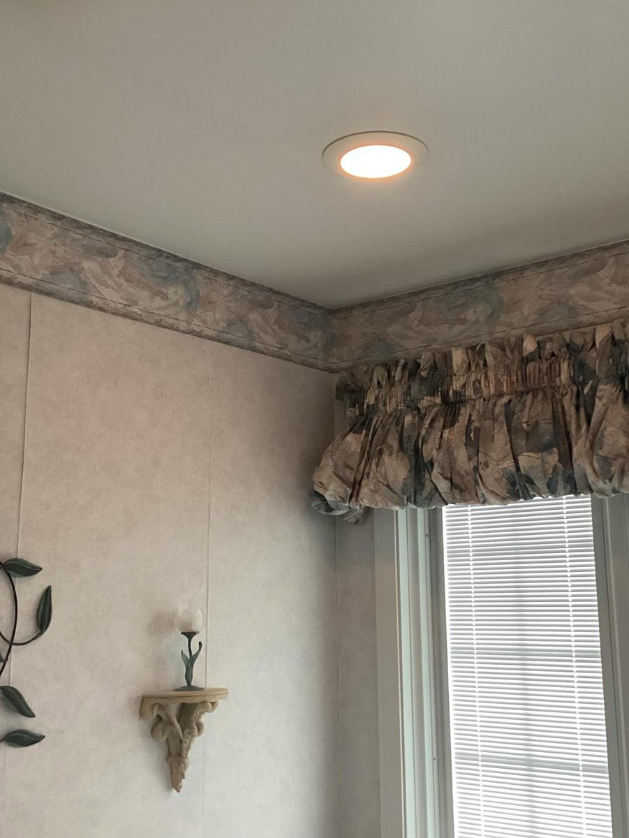 erica_vane's tweet photo. Fun story: After nearly 30 years, this customer finally transformed their home. Building trust and showing respect made all the difference. Their gratitude meant everything. Banister: Sealskin | Bathroom: Riverway and Delft https://t.co/1xr2X6hjLn