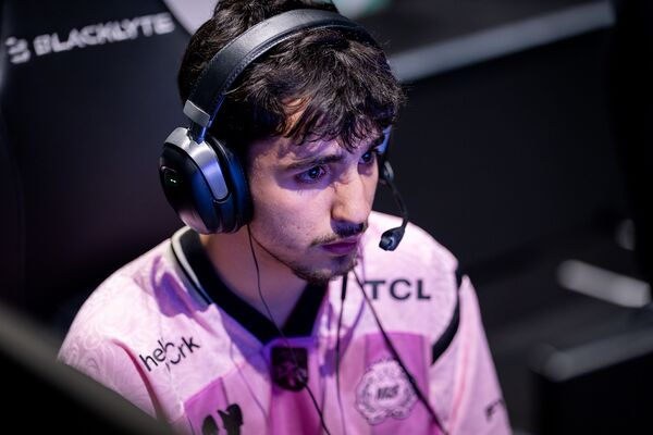 NothingButFN's tweet photo. Akiira 🇫🇷, Kurama 🇫🇷 &amp; Werex 🇫🇷 are BACK as a trio 👀

They previously played together in 2025 but were unable to qualify for Globals 😬

Their new era together started well with a win in the Evaluation Cup yesterday 🔥

Is this the best French team in Fortnite right now? 🤔 https://t.co/68tqqzugid