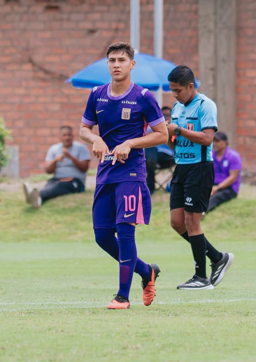 redalianza's tweet photo. Los potrillos de la Sub18 estrenaron la indumentaria morada 2026 en honor al Señor de los Milagros.
Una camiseta con MUCHA TRADICIÓN de un pueblo con VERDADERA FE. https://t.co/fjHujE6slX