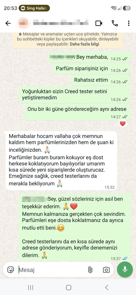 Mart_icanitin's tweet photo. Son paylaşımın üzerinden birkaç gün geçti. 😊

Öncelikle o paylaşımın ardından gelen güzel mesajlar ve siparişler için hepinize tekrar teşekkür ederim. ❤️

Hatta söz verdiğim gibi, gelen birkaç güzel yorumu da paylaşmak istiyorum.

Bu arada küçük bir itiraf…

Geçen paylaşımda bahsettiğim yeni kokulara gösterdiğiniz ilgiyi biraz hesaba katmamışım. 🙈

The Hedonist Extrait'in yeniden tedariki yaklaşık 1 hafta sürecek.