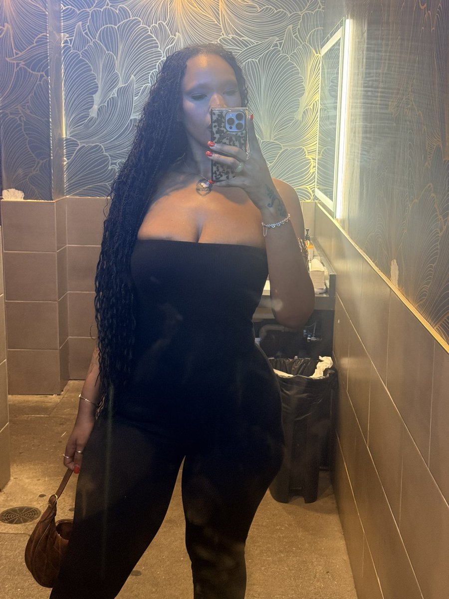 mayajosal's tweet photo. And ima always get what I want 🖤 https://t.co/23bxtMLPkd